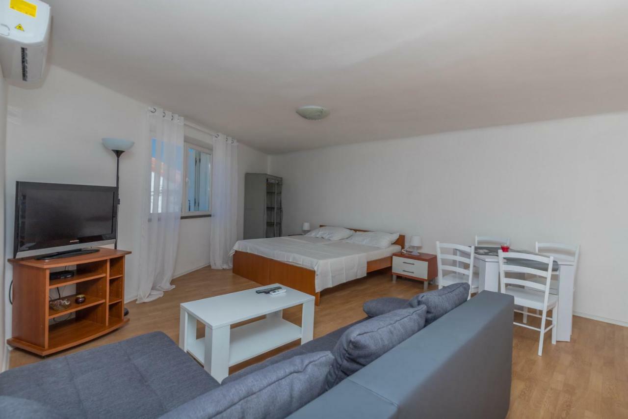 Appartement App Cor2 à Selce Extérieur photo