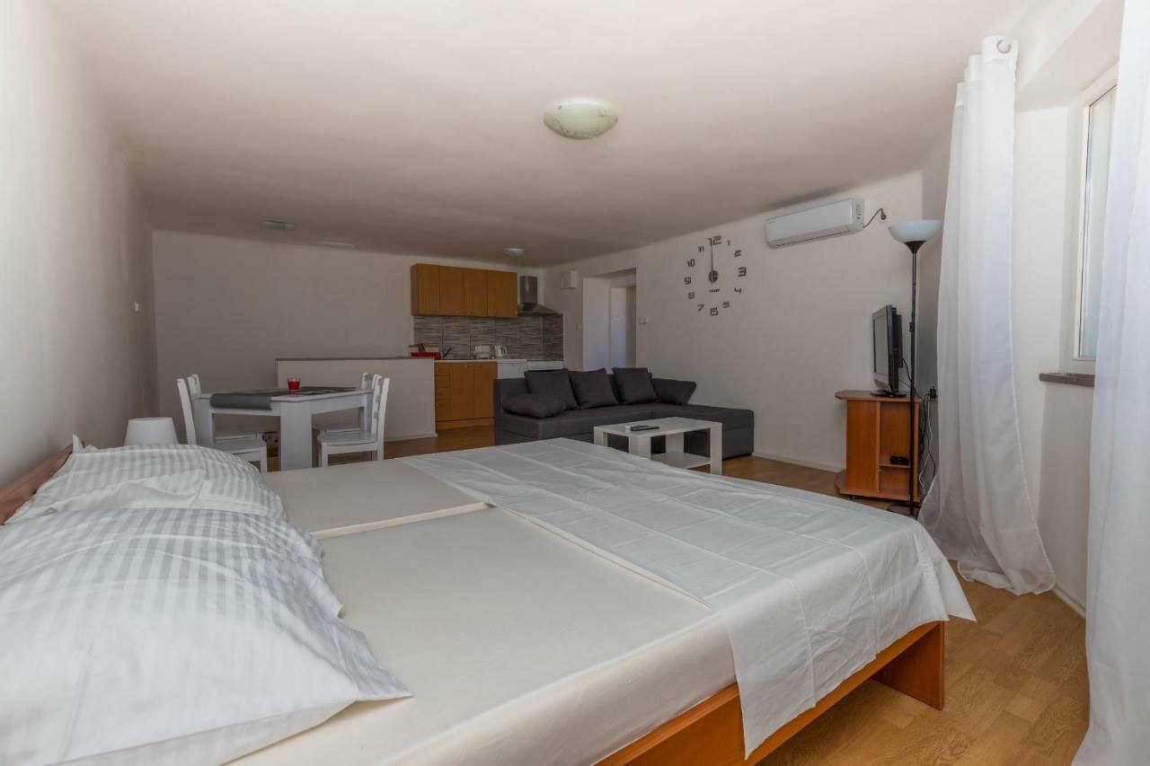 Appartement App Cor2 à Selce Extérieur photo